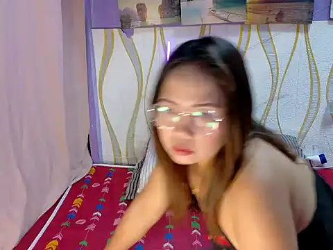 BURBERRY69 online show from March 9, 2026, 11:42 pm