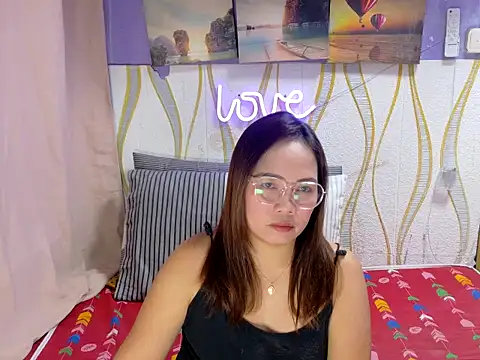 BURBERRY69 online show from March 14, 2026, 10:53 am