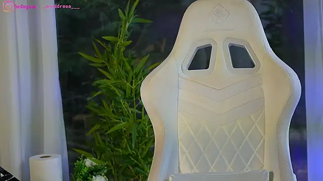 perfectt33n online show from December 5, 2024, 10:12 am