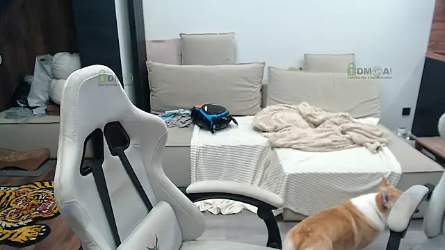 Sunny-Girl1 online show from January 7, 2026, 7:55 am