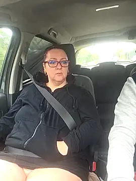 cplcokins34 online show from April 13, 2026, 12:32 pm