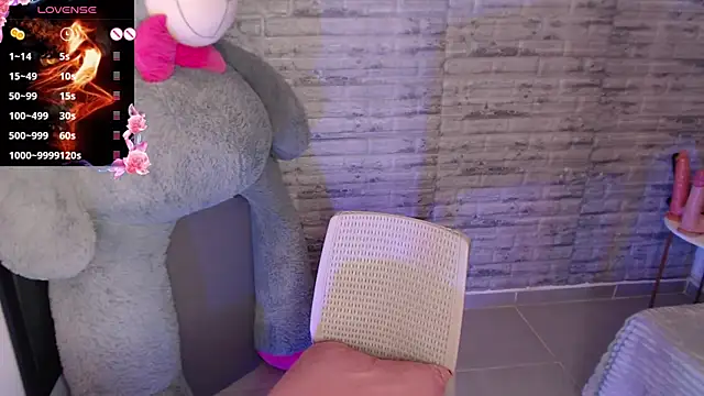 TinnaCobb online show from January 15, 2026, 4:22 pm