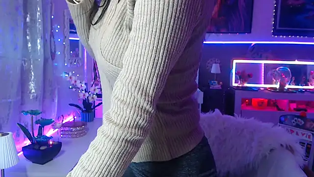 Snapshot of misscectito13 chatting on February 27, 2025, 5:36 pm misscectito13 online show from February 27, 2025, 5:36 pm