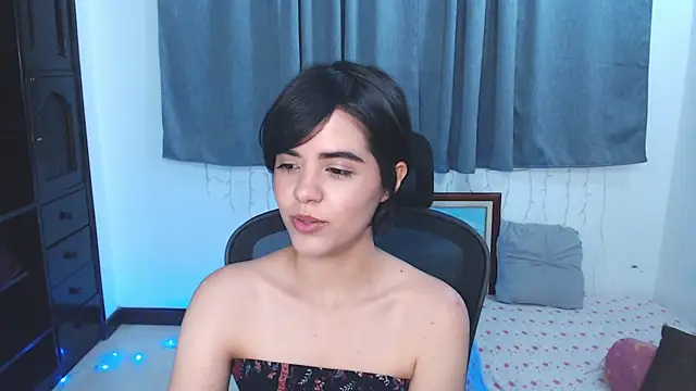 mia collins x online show from May 28, 2026, 11:46 pm