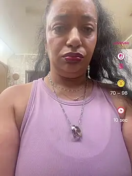 PichyPrettyPussy online show from July 22, 2026, 5:21 am