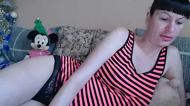 Snapshot of HotDreamm chatting on January 12, 2026, 1:16 pm HotDreamm online show from January 12, 2026, 1:16 pm