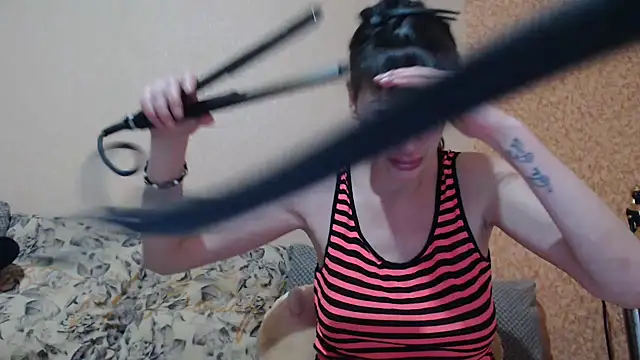 Snapshot of HotDreamm chatting on February 15, 2026, 12:25 pm HotDreamm online show from February 15, 2026, 12:25 pm