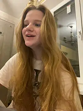 -MimmiLissa- online show from March 6, 2025, 7:21 pm