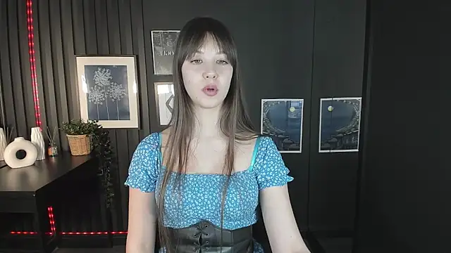 Snapshot of ElizaMild chatting on January 23, 2025, 7:40 pm ElizaMild online show from January 23, 2025, 7:40 pm