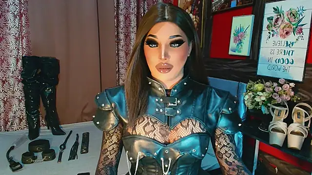 trixxielicious online show from December 17, 2025, 11:49 am