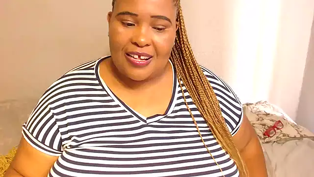 Snapshot of zandile chatting on January 6, 2025, 2:47 pm zandile online show from January 6, 2025, 2:47 pm