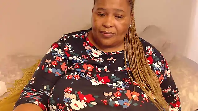 Snapshot of zandile chatting on January 17, 2025, 10:55 am zandile online show from January 17, 2025, 10:55 am