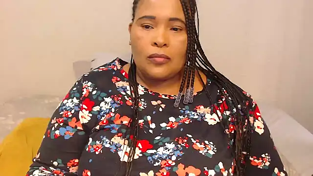Snapshot of zandile chatting on March 12, 2025, 3:40 pm zandile online show from March 12, 2025, 3:40 pm