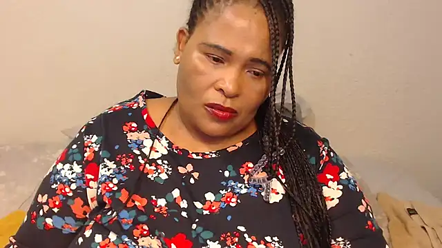 Snapshot of zandile chatting on March 12, 2025, 6:44 pm zandile online show from March 12, 2025, 6:44 pm