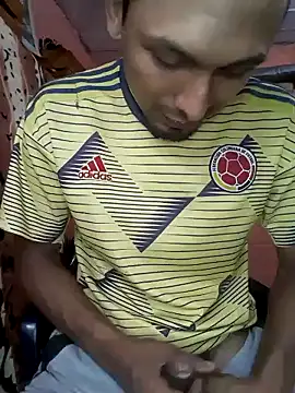 Snapshot of Sirius_5 chatting on December 16, 2024, 10:34 pm Sirius 5 online show from December 16, 2024, 10:34 pm