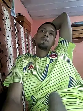 Snapshot of Sirius_5 chatting on December 17, 2024, 6:02 am Sirius 5 online show from December 17, 2024, 6:02 am