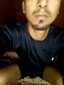 Snapshot of Sirius_5 chatting on December 18, 2024, 7:26 am Sirius 5 online show from December 18, 2024, 7:26 am