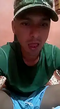 Snapshot of Sirius_5 chatting on January 2, 2025, 6:29 am Sirius 5 online show from January 2, 2025, 6:29 am