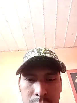 Snapshot of Sirius_5 chatting on March 10, 2025, 4:46 pm Sirius 5 online show from March 10, 2025, 4:46 pm