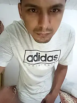 Snapshot of Sirius_5 chatting on November 12, 2025, 3:29 am Sirius 5 online show from November 12, 2025, 3:29 am