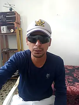 Snapshot of Sirius_5 chatting on November 15, 2025, 5:31 pm Sirius 5 online show from November 15, 2025, 5:31 pm