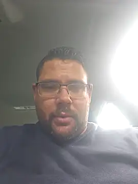 Snapshot of sexykevin17cm chatting on October 18, 2025, 1:01 pm sexykevin17cm online show from October 18, 2025, 1:01 pm