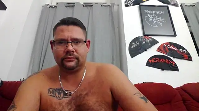 Snapshot of sexykevin17cm chatting on November 12, 2025, 9:58 pm sexykevin17cm online show from November 12, 2025, 9:58 pm