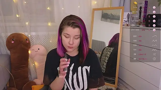 Mira Falls online show from January 21, 2025, 9:03 am