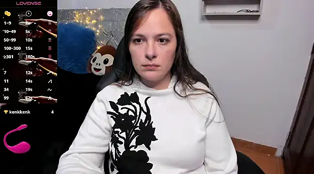 Snapshot of angelaagomez chatting on January 3, 2025, 12:11 am angelaagomez online show from January 3, 2025, 12:11 am