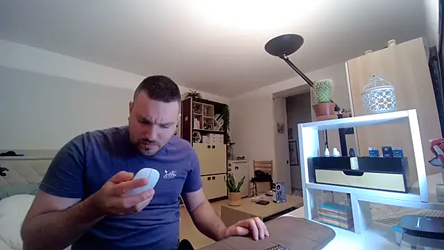 Snapshot of PowerToes chatting on February 2, 2026, 8:18 pm PowerToes online show from February 2, 2026, 8:18 pm