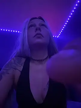 Babii Nova online show from November 25, 2025, 11:16 pm