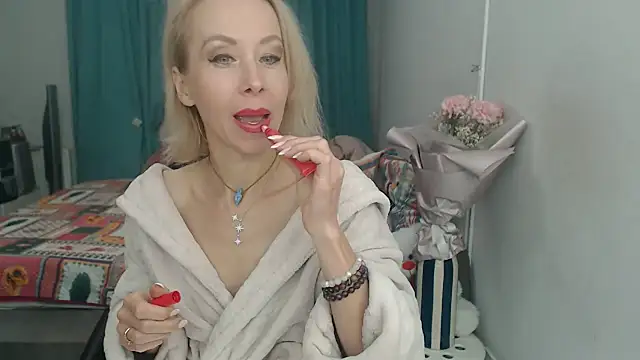 LuxuryNika online show from October 14, 2025, 4:19 pm