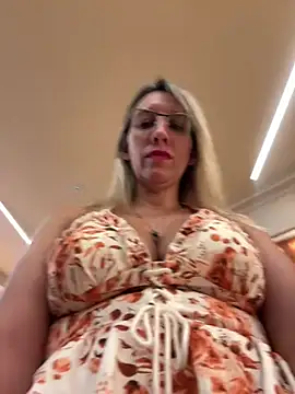 Snapshot of Gatitacarlita chatting on February 27, 2025, 5:47 pm Gatitacarlita online show from February 27, 2025, 5:47 pm