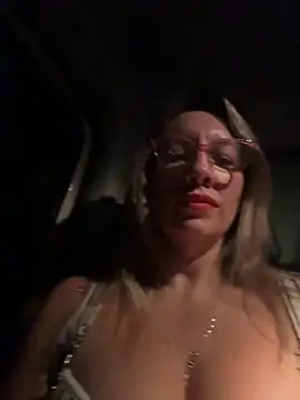 Gatitacarlita online show from February 20, 2026, 7:43 am