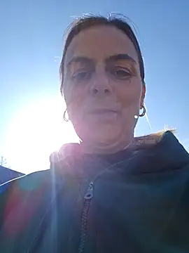 IsabelleCraft online show from March 22, 2025, 7:47 am