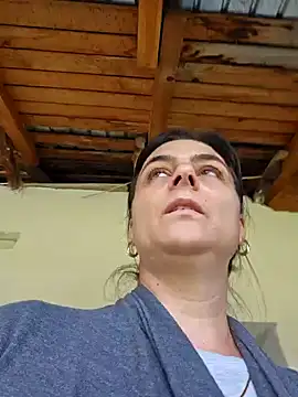 IsabelleCraft online show from September 18, 2025, 8:27 am