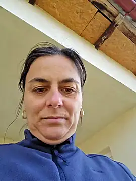 IsabelleCraft online show from November 15, 2025, 10:45 am