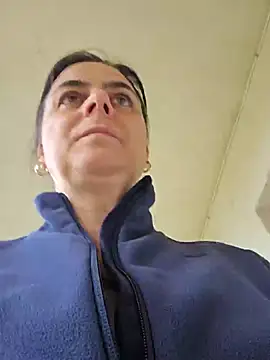 IsabelleCraft online show from November 22, 2025, 11:20 am