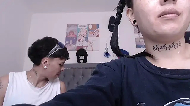 dulce maria x online show from February 1, 2025, 7:02 pm