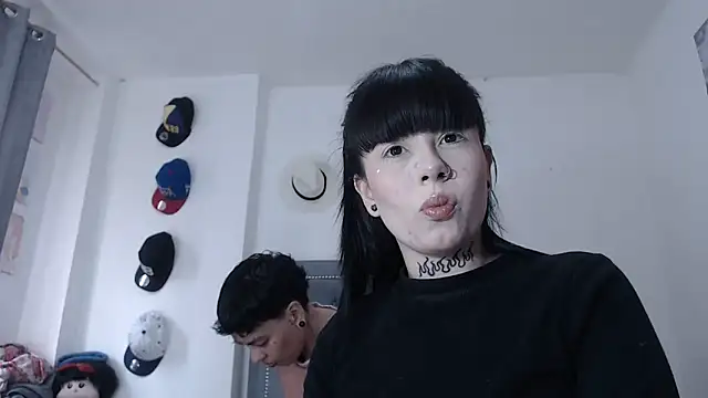 dulce maria x online show from September 27, 2025, 11:48 am