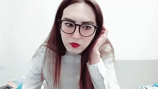 Snapshot of MinniMaksy chatting on December 19, 2024, 10:00 pm MinniMaksy online show from December 19, 2024, 10:00 pm