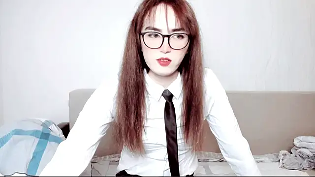 Snapshot of MinniMaksy chatting on October 3, 2025, 10:40 pm MinniMaksy online show from October 3, 2025, 10:40 pm