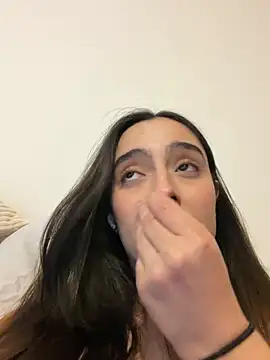 swrennn19 online show from April 19, 2026, 9:06 pm