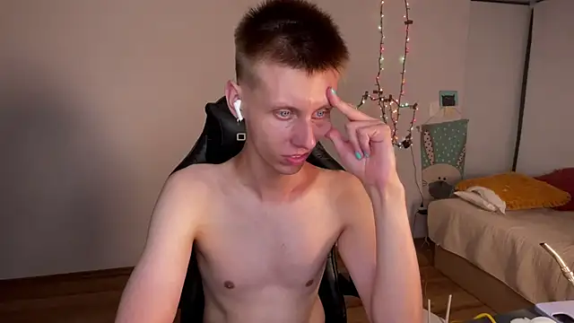 vladdymeow online show from December 22, 2024, 2:49 am