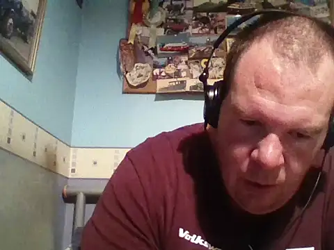 thickdick12331 online show from October 21, 2025, 8:20 pm