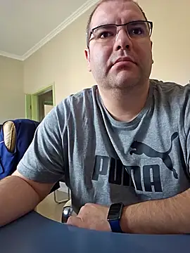 Andrew1900529 online show from March 12, 2025, 10:05 am