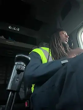 Snapshot of blue5455 chatting on March 3, 2025, 12:59 am blue5455 online show from March 3, 2025, 12:59 am