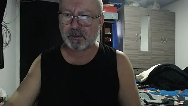 Snapshot of ferdinad20 chatting on July 11, 2026, 4:10 pm ferdinad20 online show from July 11, 2026, 4:10 pm