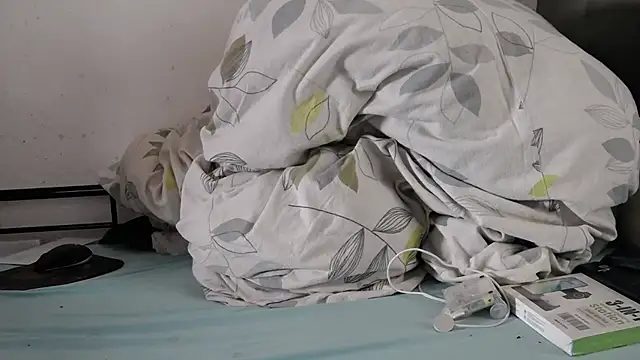 Vandrino online show from April 17, 2026, 12:30 pm