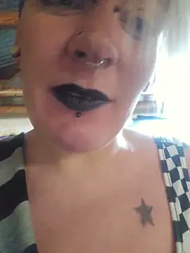 PinkTheHawk online show from October 19, 2025, 11:16 pm